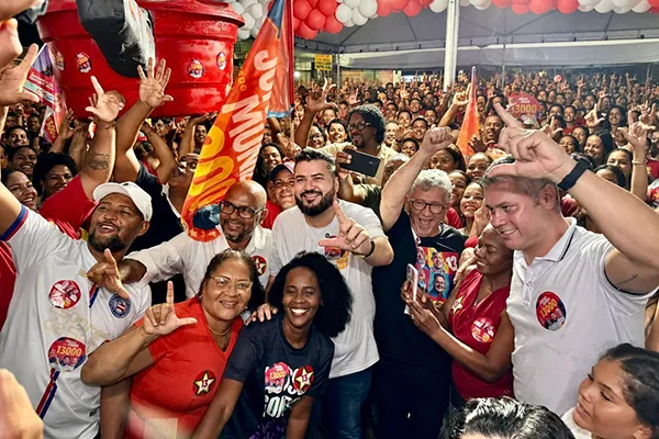 Foto:Divulgação/O deputado estadual Júnior Muniz (PT) mobilizou apoiadores à sua reeleição em Arembepe