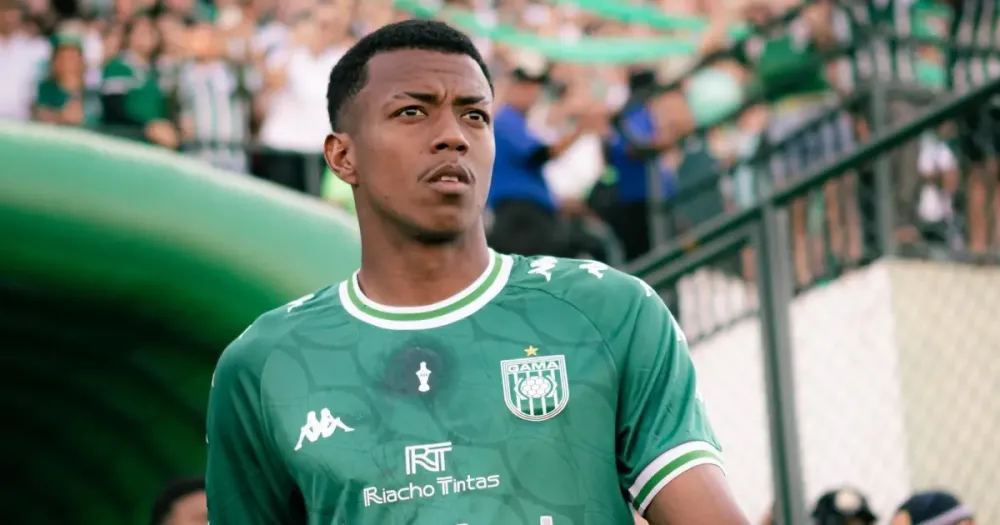 Novo reforço chega em Salvador e manda recado para torcida do Vitória