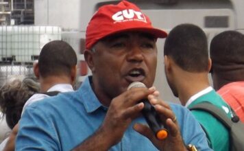 Sindicalistas protestam no 1º de maio