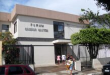 São Sebastião do Passé: Homem é preso após tentar invadir audiência para ameaçar juíza