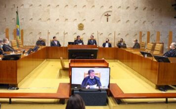 STF começa a decidir se mantém proibição de showmícios