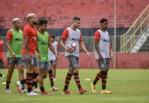 Vitória tem jogo decisivo para se manter na Série B