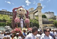 Fiéis celebram dia da padroeira da Bahia, Nossa Senhora da Conceição