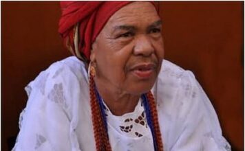 O corpo de ‘Nicinha do Samba’ será enterrado no final desta tarde