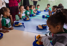 Camaçari amplia oferta de alimentação nas escolas