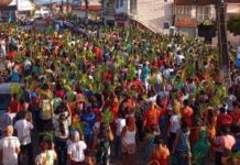Em São Sebastião do Passé fiéis celebram o Domingo de Ramos