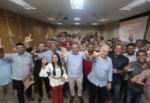 Jerônimo reúne 100 prefeitos, vices e presidentes de consórcios intermunicipais