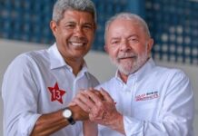Visita de Lula na Bahia: ex-presidente lota ruas da Cidade Baixa