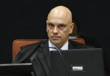 “Assédio eleitoral é crime”, diz Alexandre de Moraes
