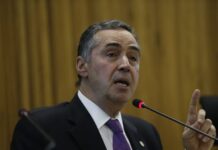 Barroso libera prefeitos para oferecerem transporte de graça a eleitores