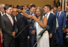Durante posse, deputada Olívia Santana reafirma compromisso com agendas do mandato