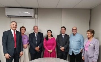 Aline Peixoto toma posse como nova conselheira do TCM em cerimônia simples e reservada