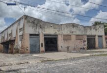 Mercado de Nazaré de Jacuípe está abandonado