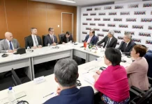Jerônimo recebe embaixador chinês para debater projetos e mais investimentos para a Bahia