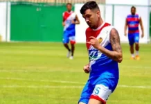 Jogador de futebol e jovem morrem em acidente de trânsito na Bahia