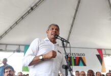 Em Saubara, Jerônimo autoriza pavimentação de trecho de rodovia e outras obras