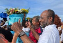 Bebeto reverencia Iemanjá em Ilhéus
