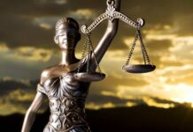 PROFESSORES ESPERAM POR JUSTIÇA