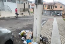 Cidade está tomada pelo lixo