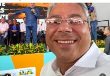 Lula chegou à Bahia, anunciando investimentos para Feira de Santana e região