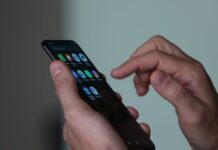 União Estadual dos Estudantes se manifesta sobre Lei do Celular e defende regulamentação “equilibrada”