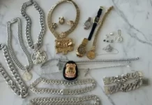 Quatro policiais suspeitos de cobrar propina de funkeiros são presos em operação