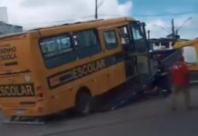 PRF apreende ônibus escolar em São Sebastião do Passé