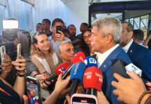 Governador Jerônimo autoriza concursos para contratação de 890 novos servidores